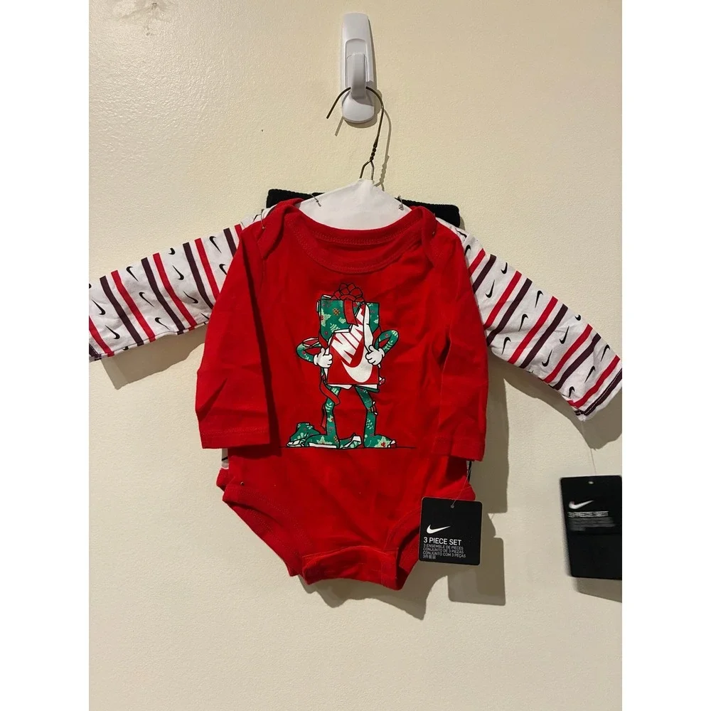 Nike Infant 3 Piece Holiday Christmas Set Red Black Bodysuits Pants 3M NEW‎ - Picture 2 of 8